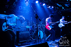 アースバウンド