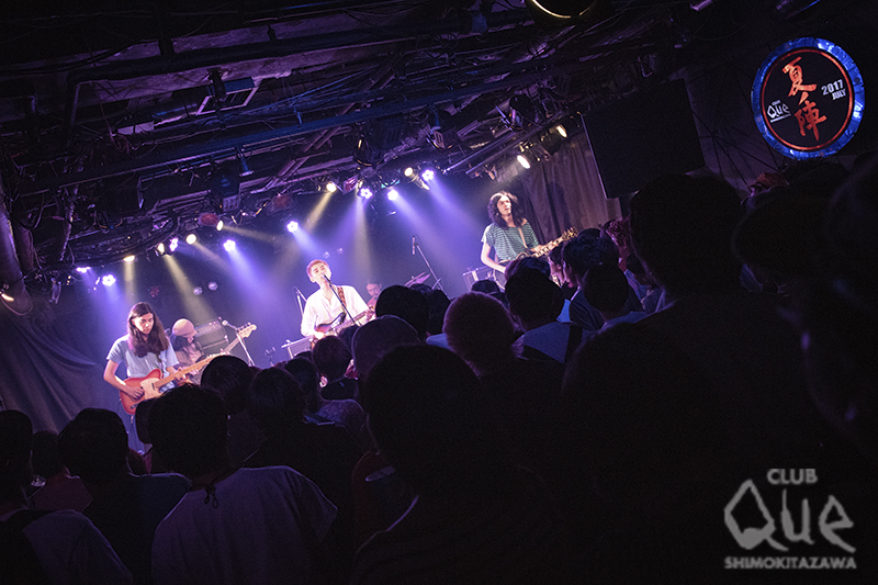 踊ってばかりの国