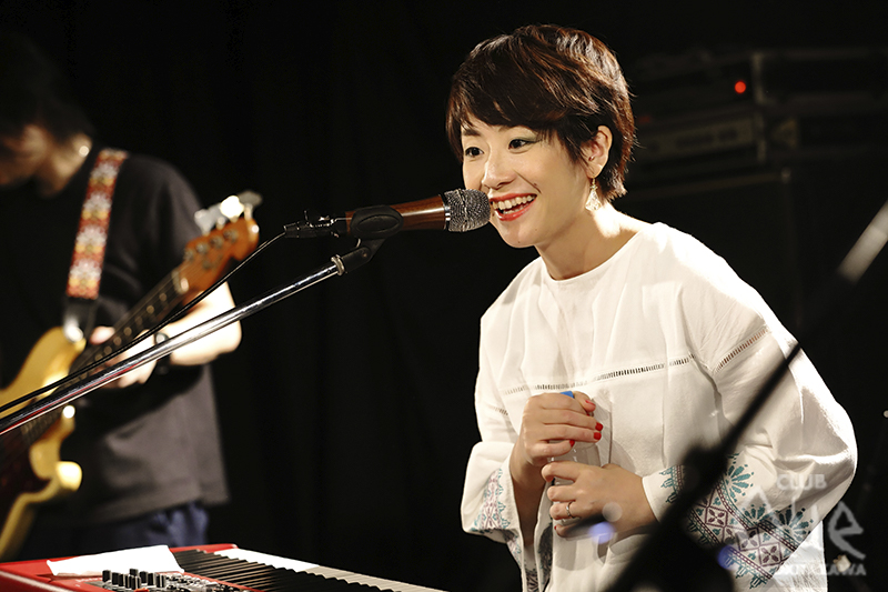 秦千香子(ex.FREENOTE) with お酒がうまいズ